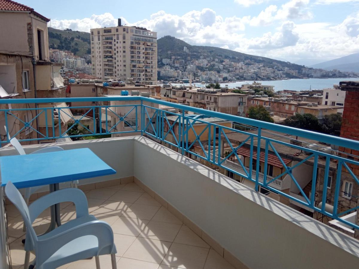 Sunny Apartment Sarande Bagian luar foto