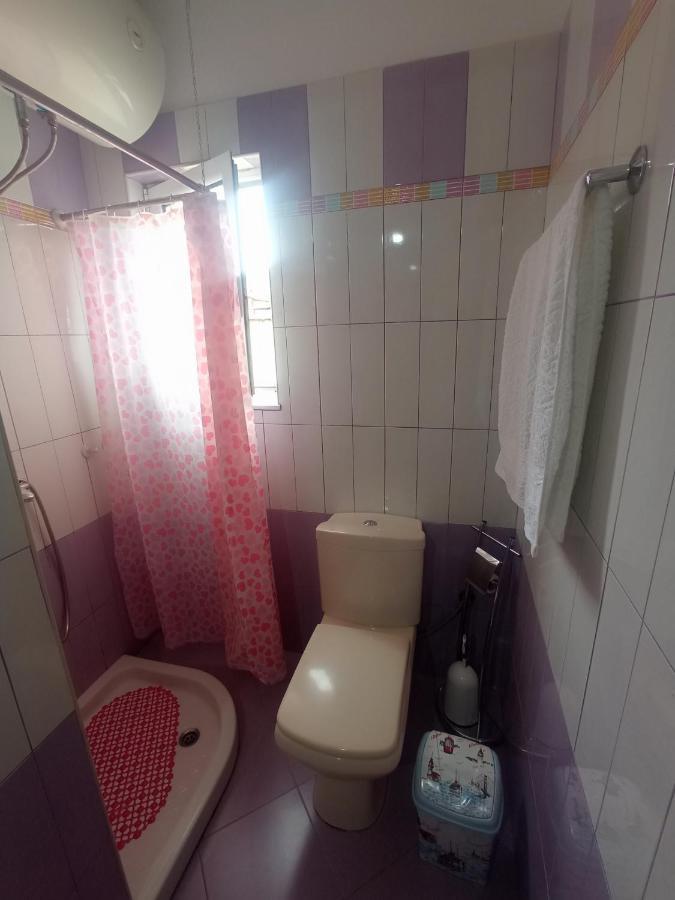 Sunny Apartment Sarande Bagian luar foto